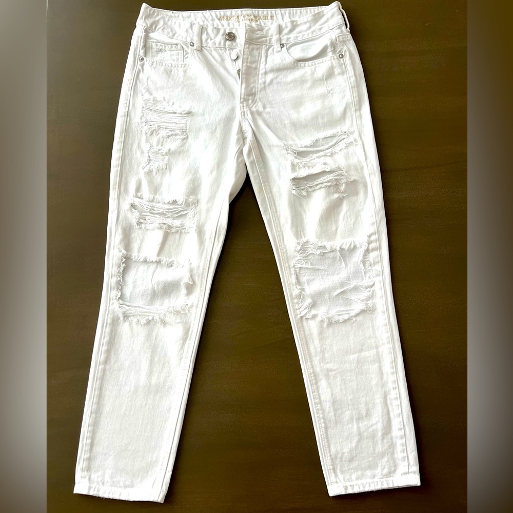 American Eagle white distressed button fly straight  jeans